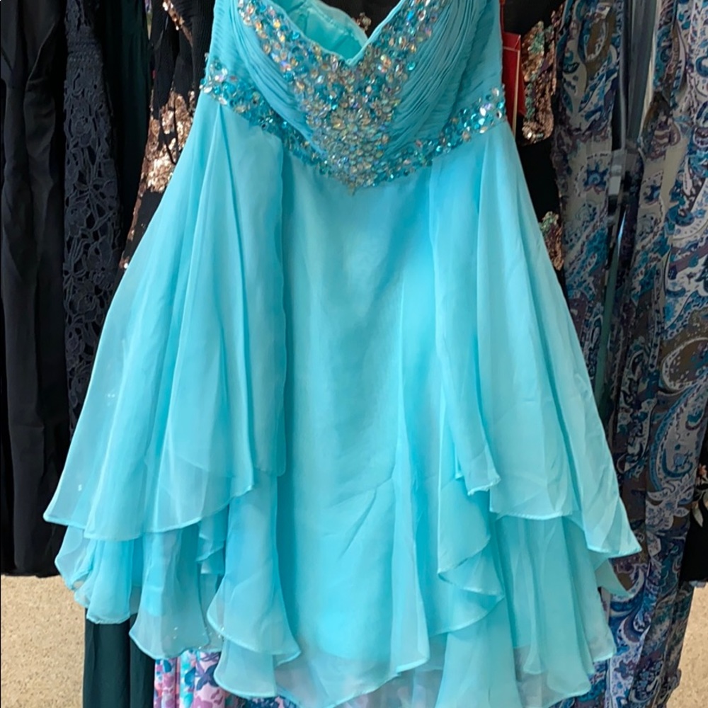 Mint prom